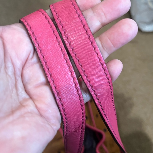 MCM COGNAC VISETOS WITH PINK LEATHER ACCENTS DRAWSTRING SHOULDER BAG - Picture 5 of 16